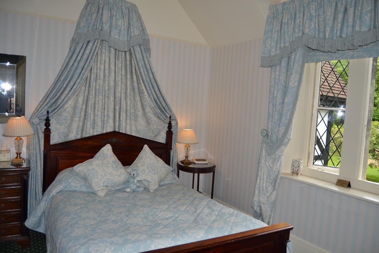 Rylstone Manor Hotel Shanklin Bagian luar foto